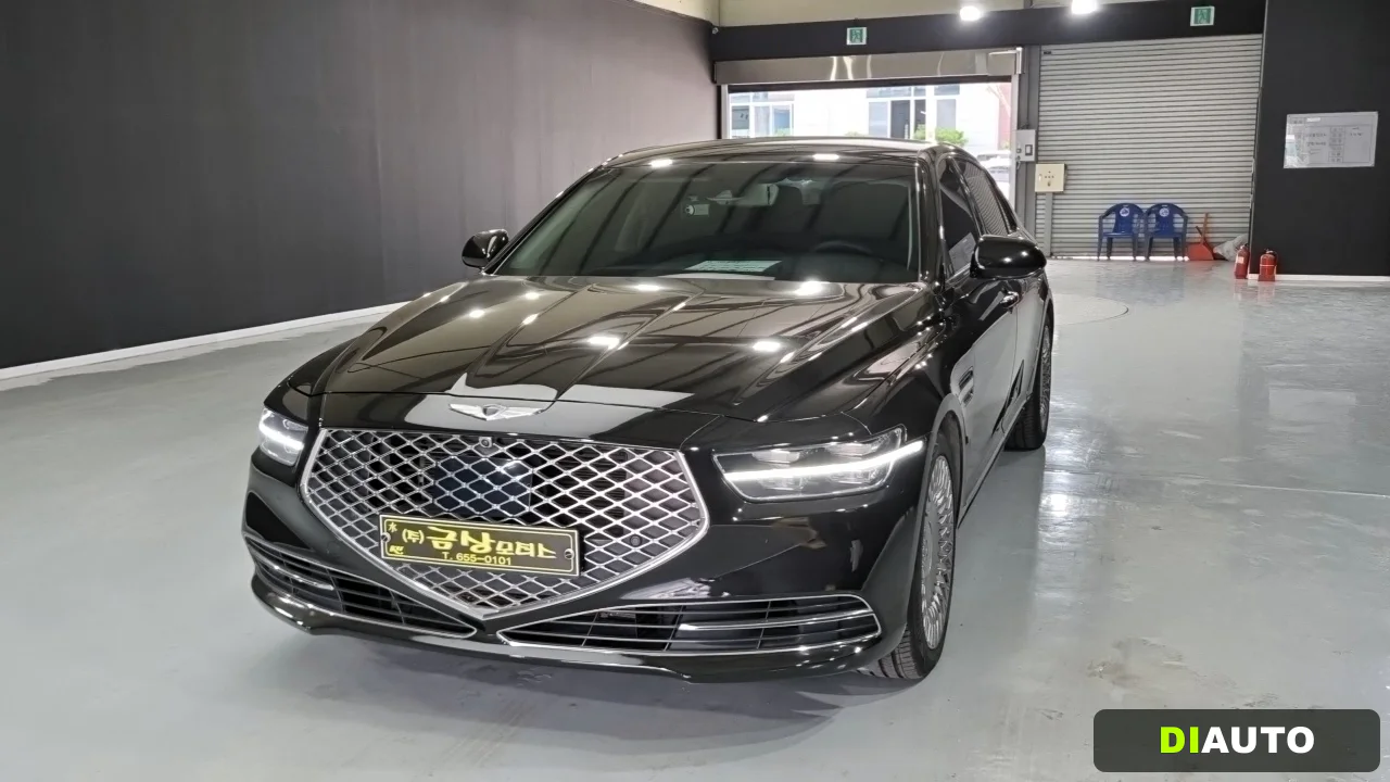 Genesis G90