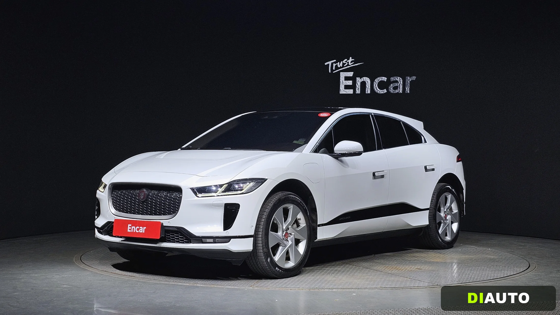 Jaguar I-PACE