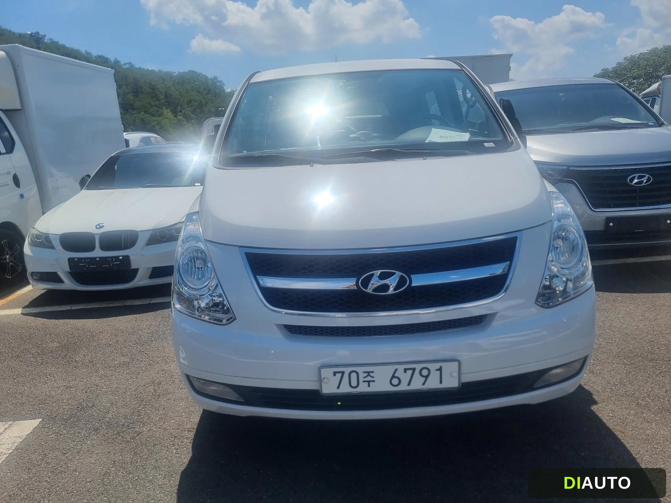 Hyundai Starex