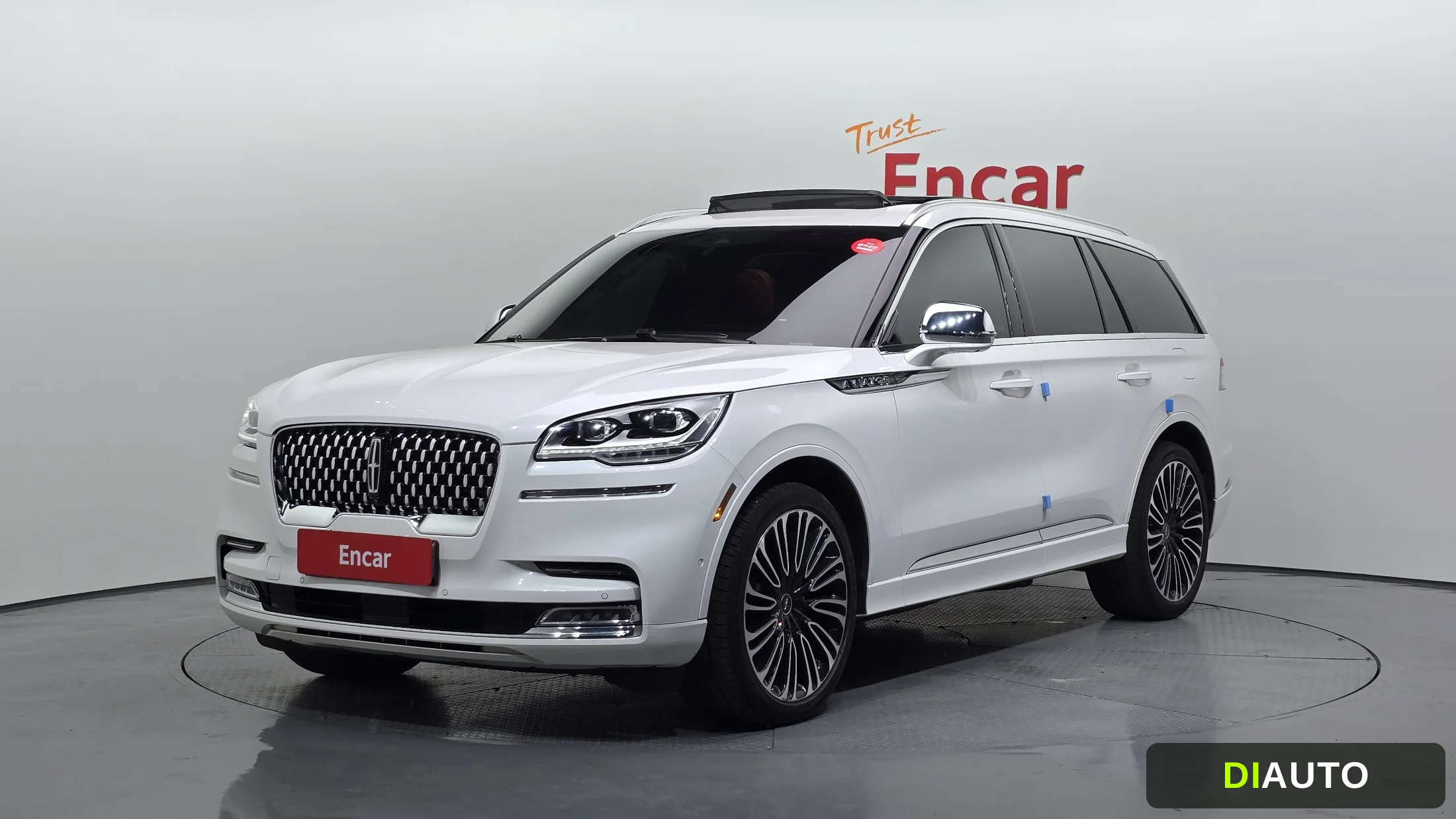 Lincoln Aviator