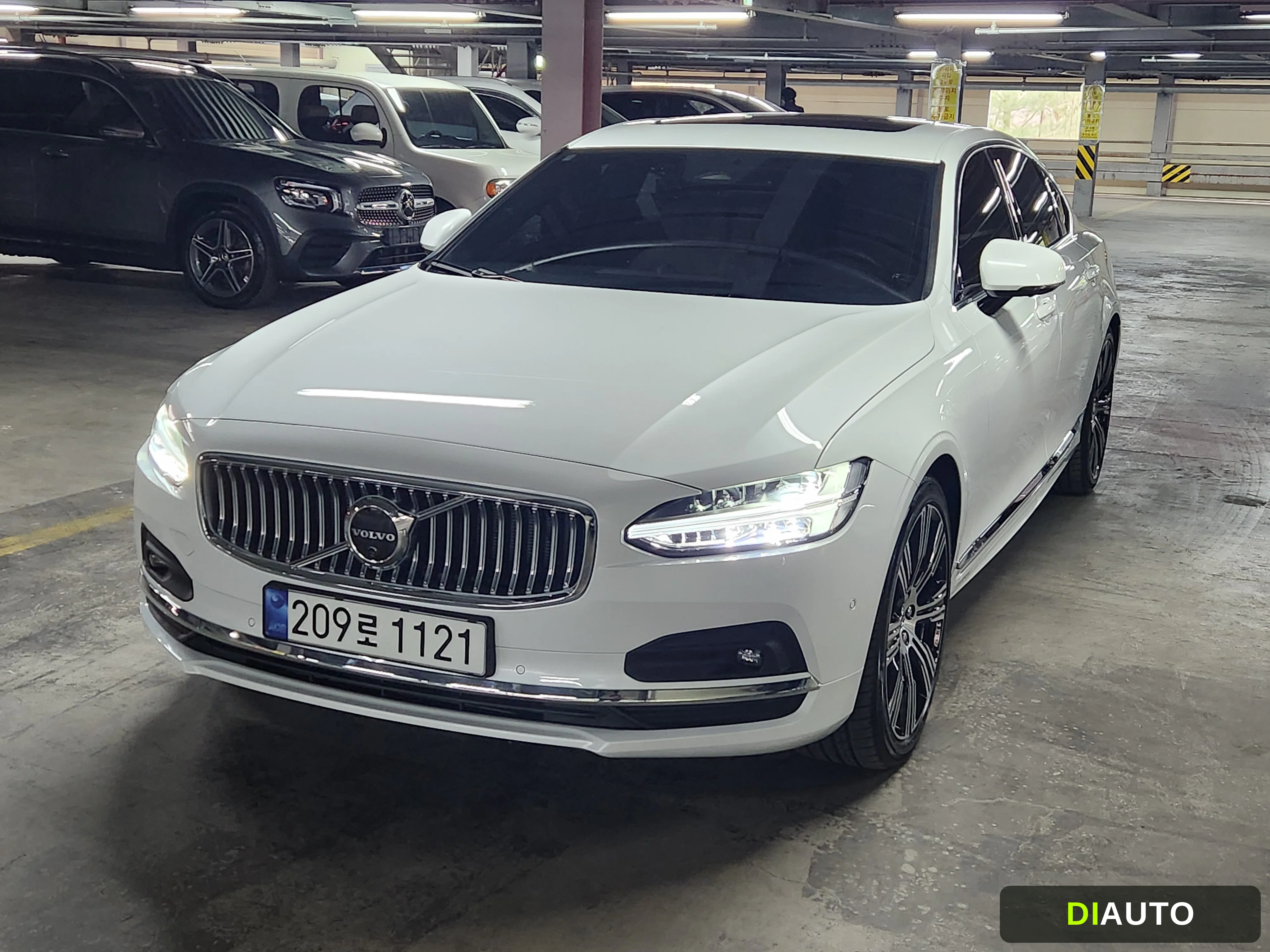 Volvo S90