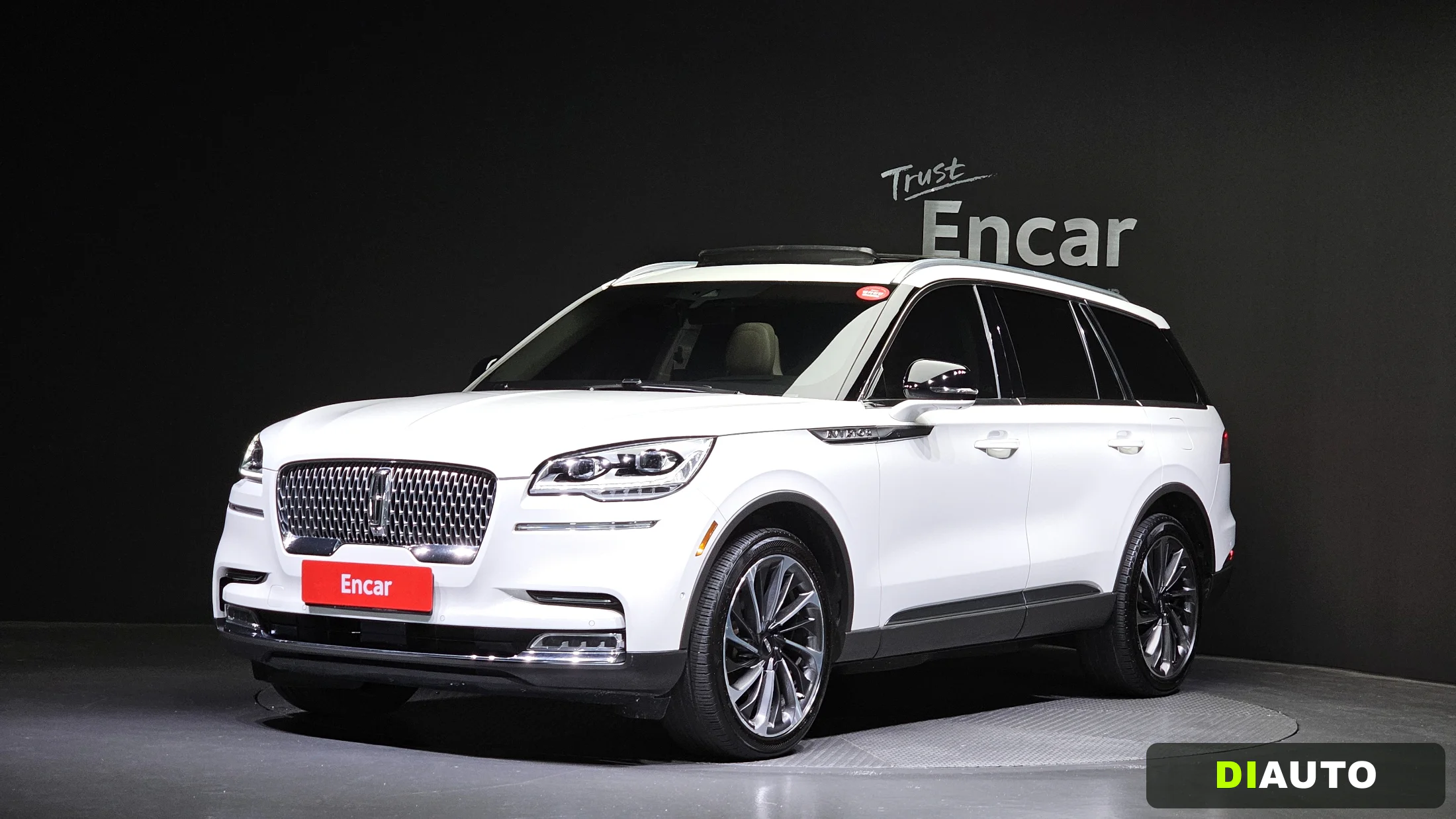 Lincoln Aviator