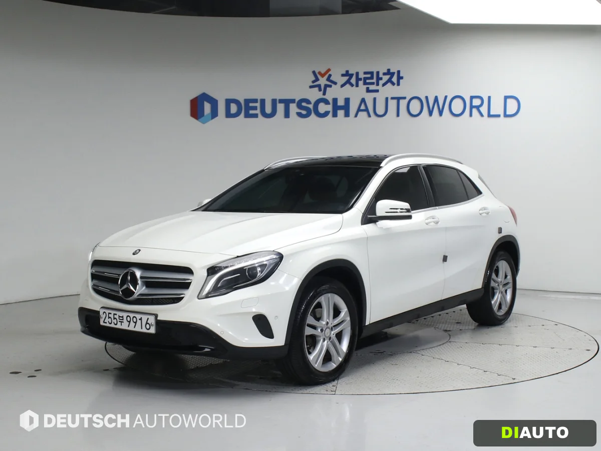 Mercedes-Benz GLA-Class