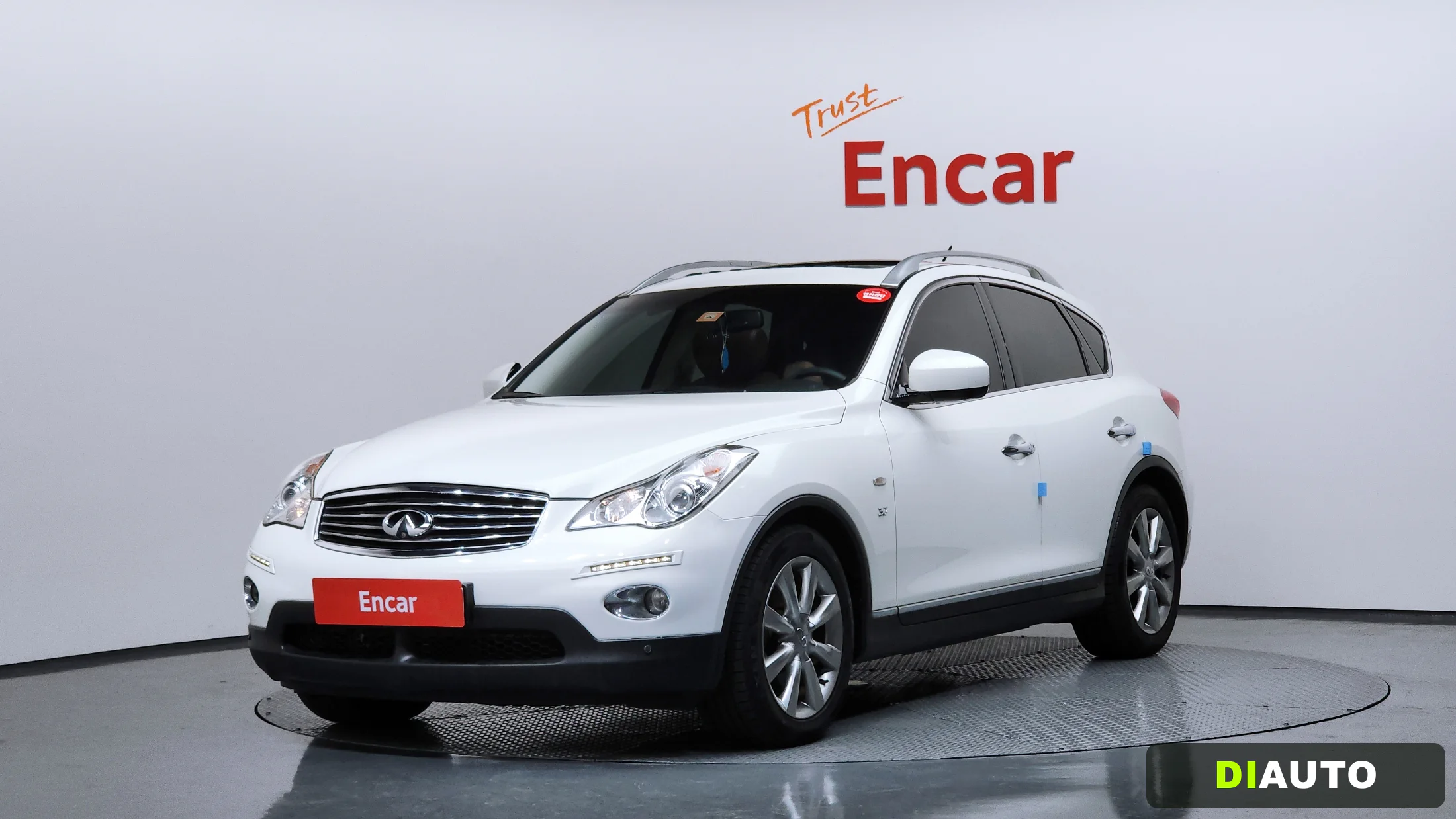 Infiniti QX50