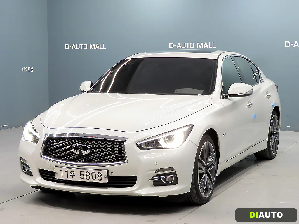 Infiniti Q50