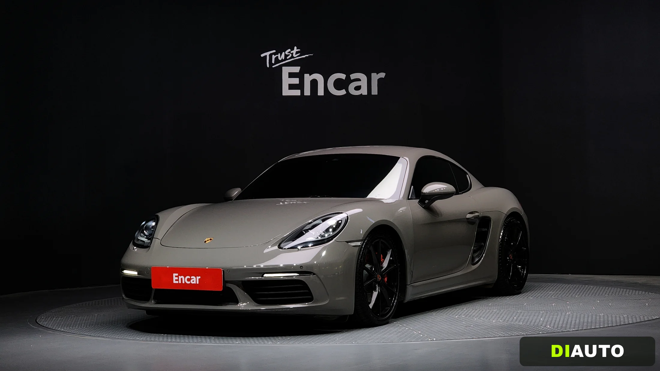 Porsche 718