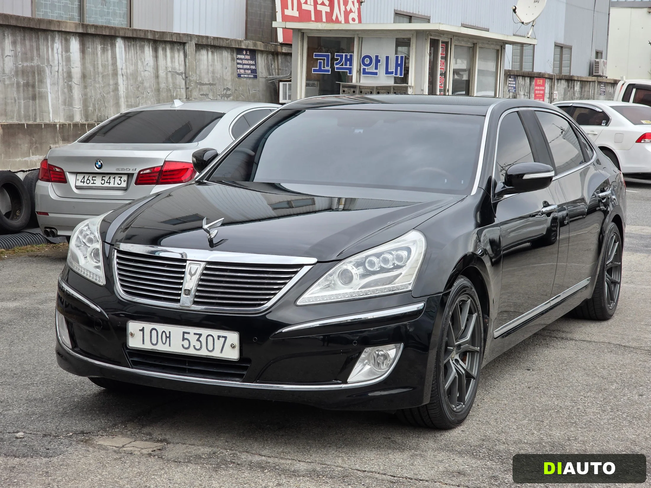 Hyundai Equus
