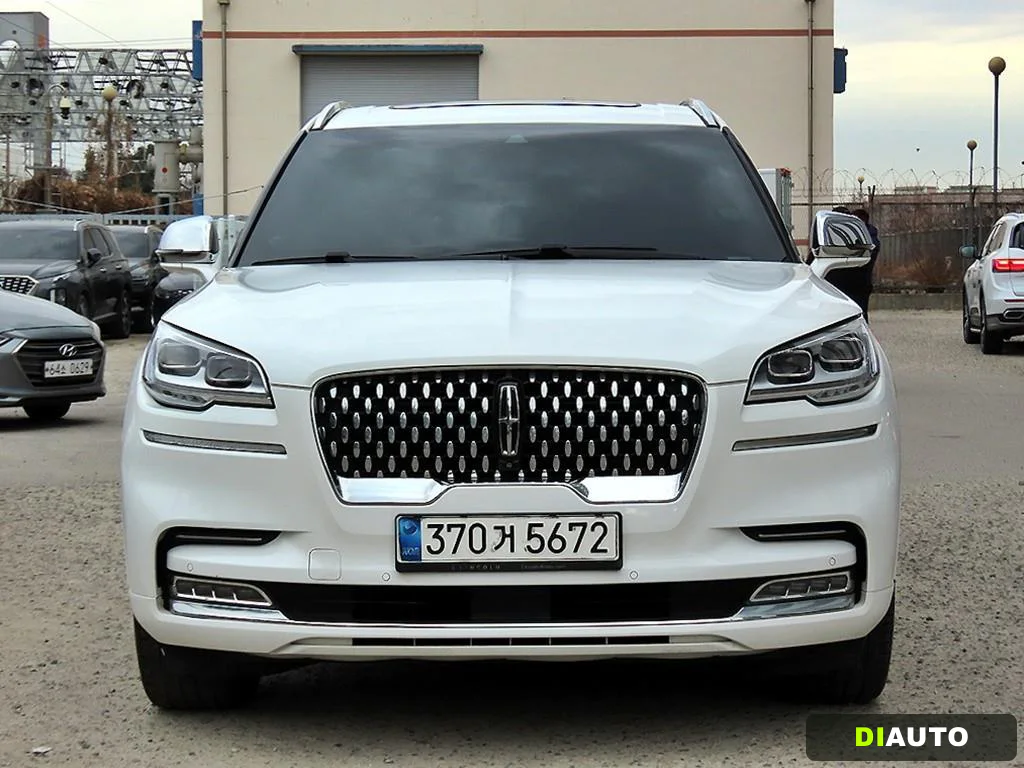 Lincoln Aviator