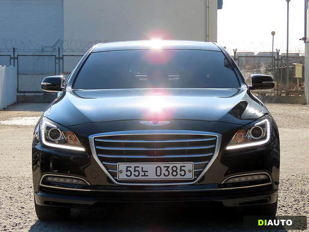 Hyundai Genesis