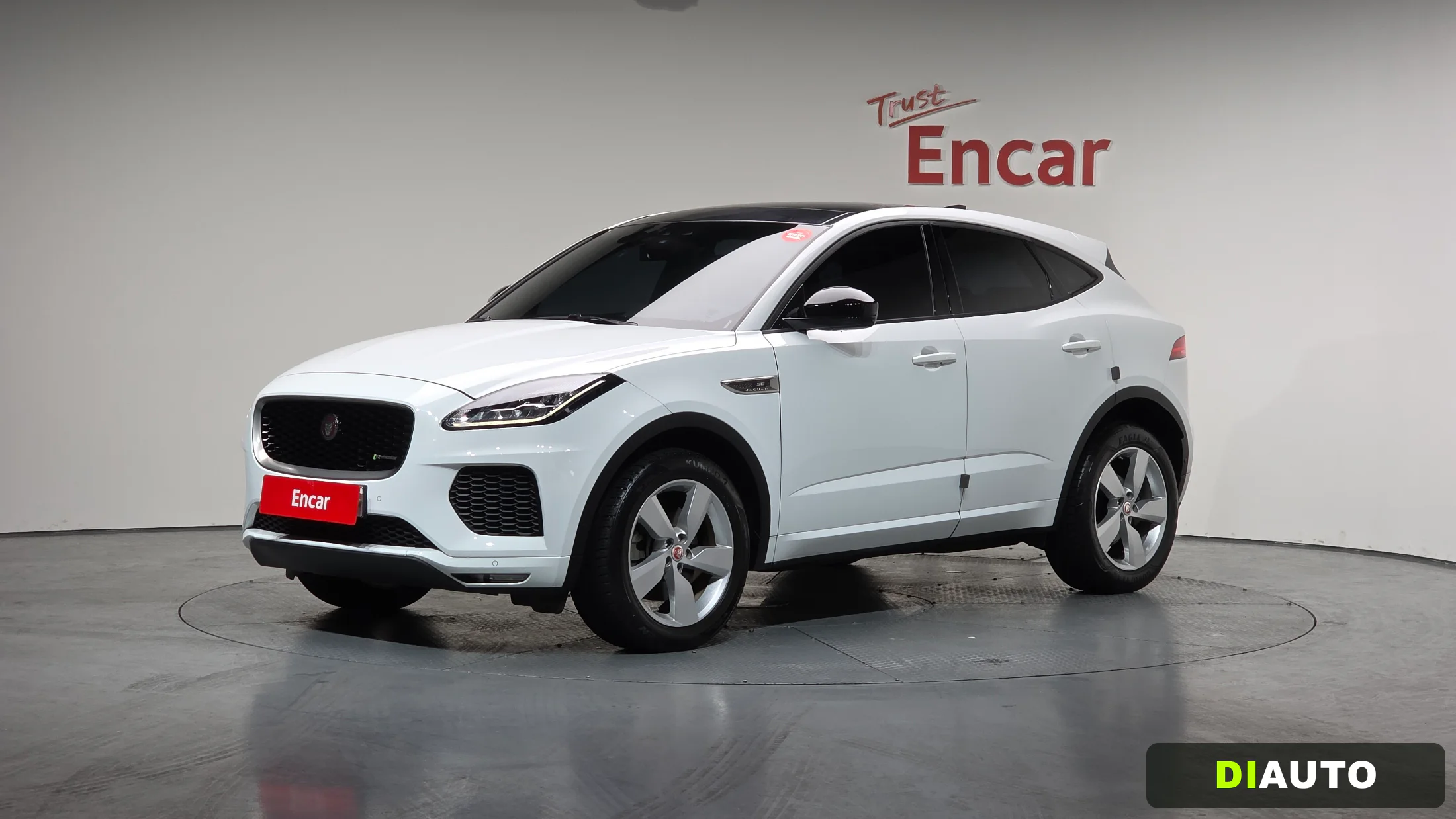 Jaguar E-PACE