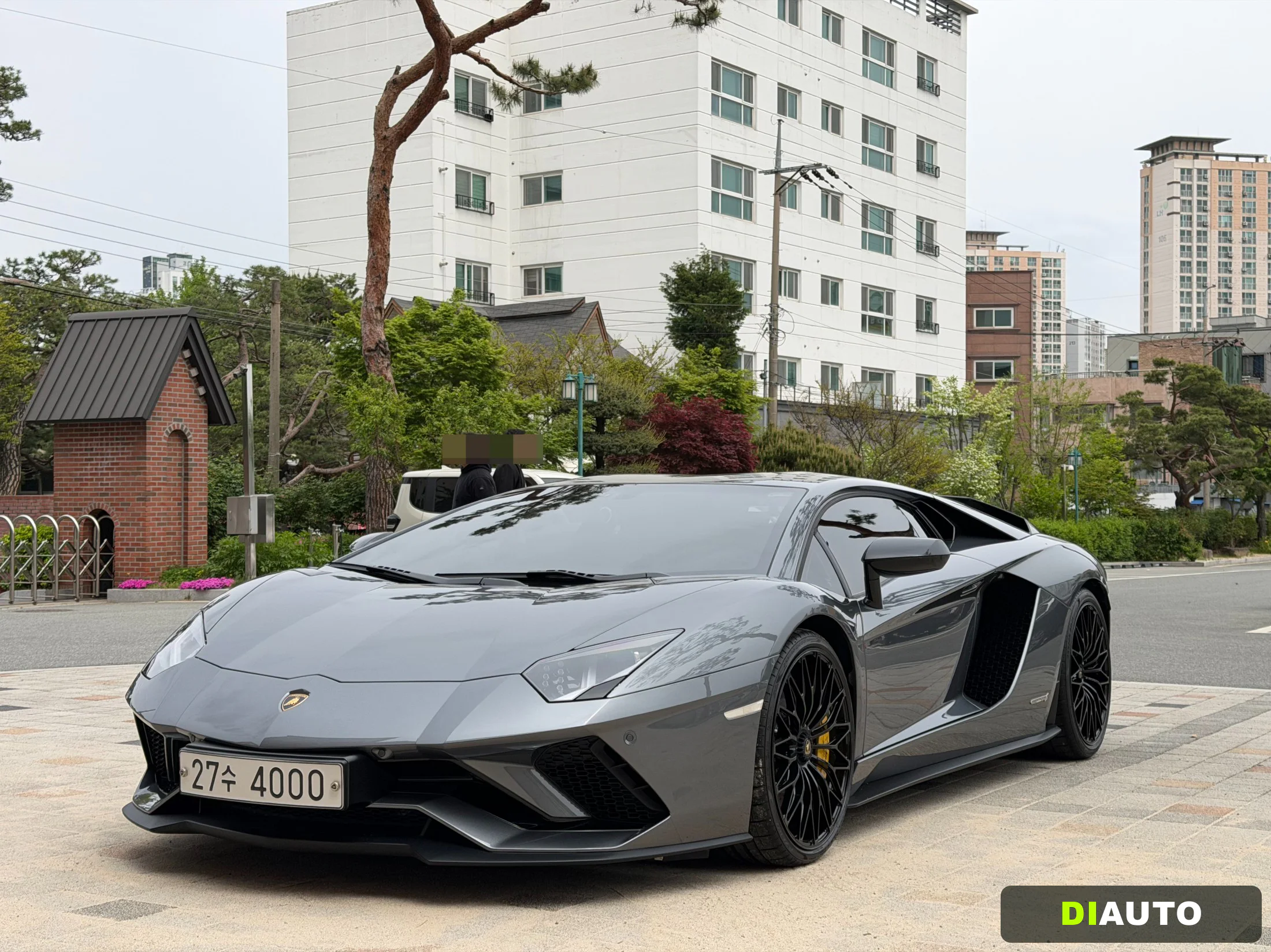 Lamborghini Aventador