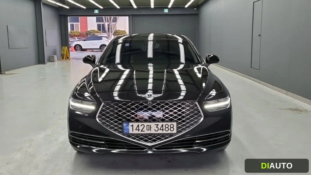 Genesis G90