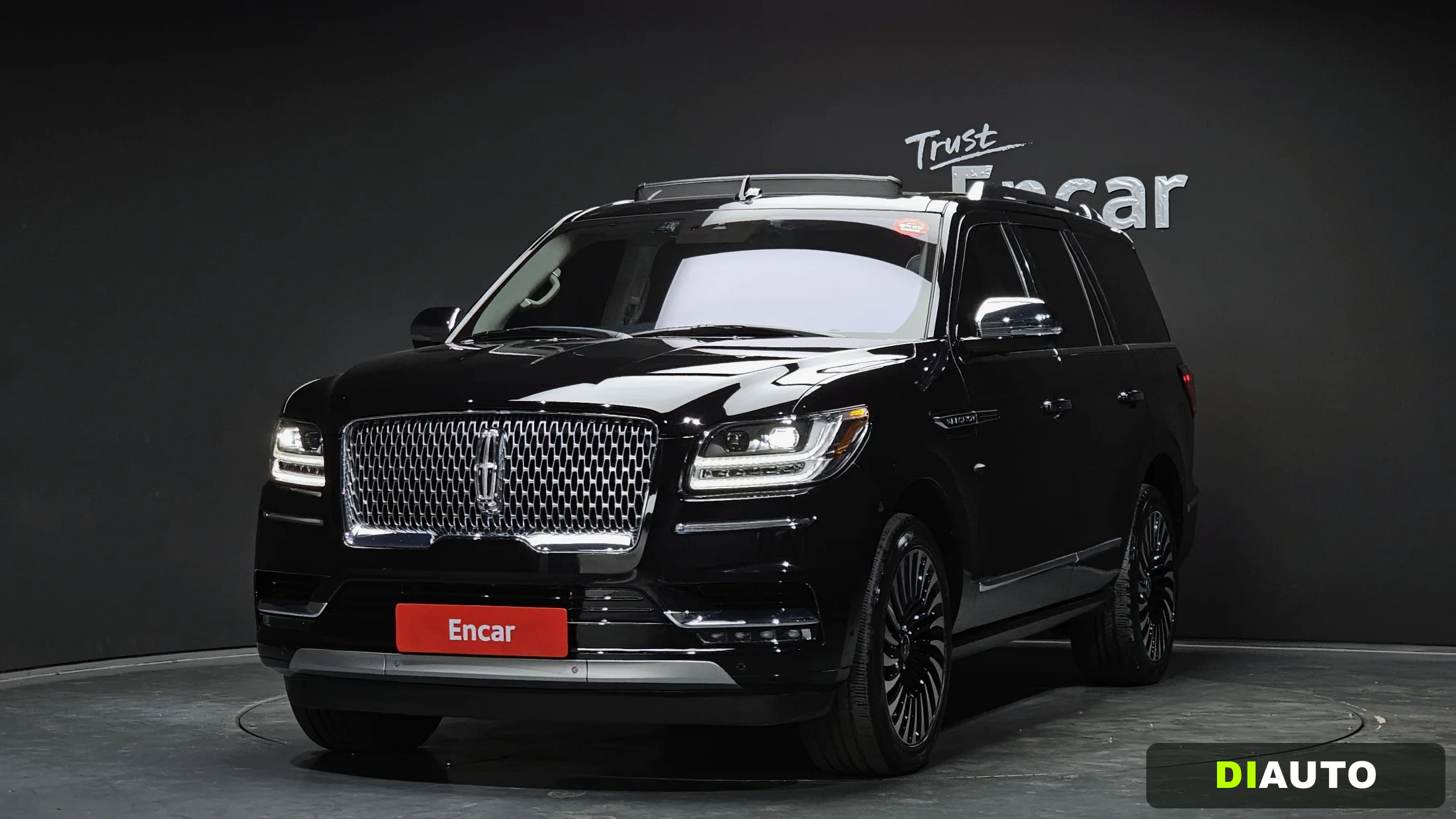 Lincoln Navigator