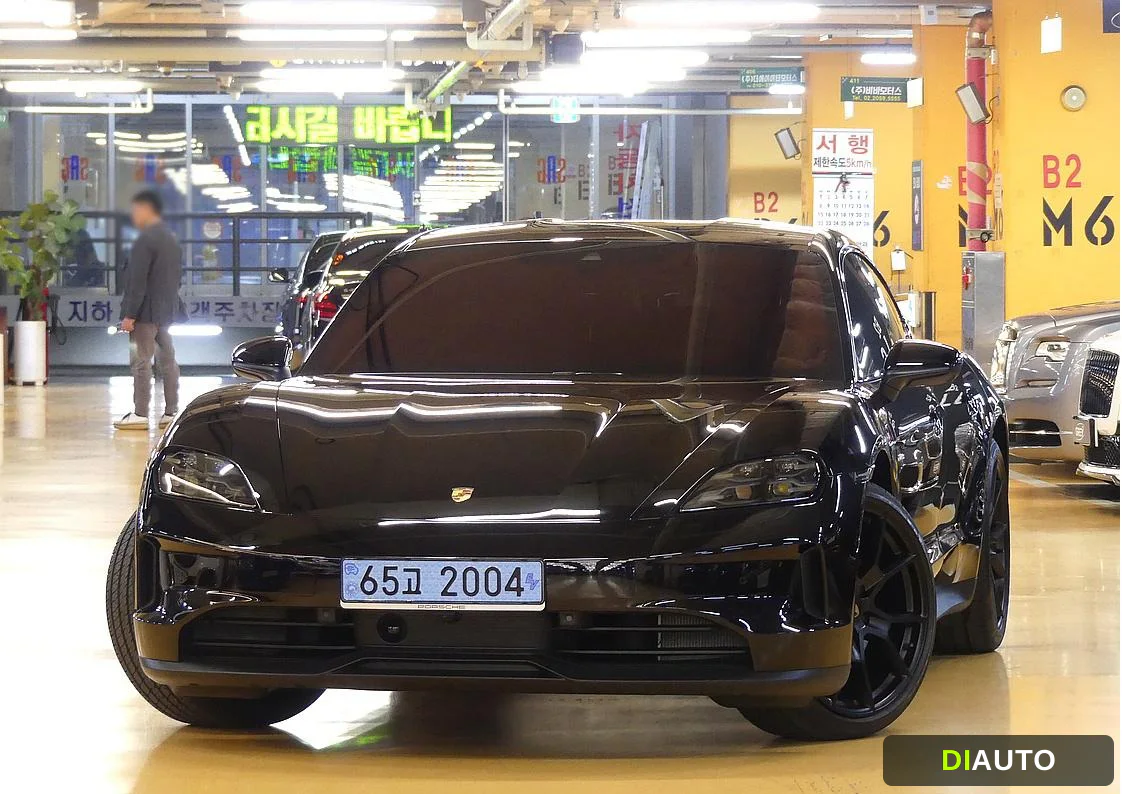 Porsche Taycan