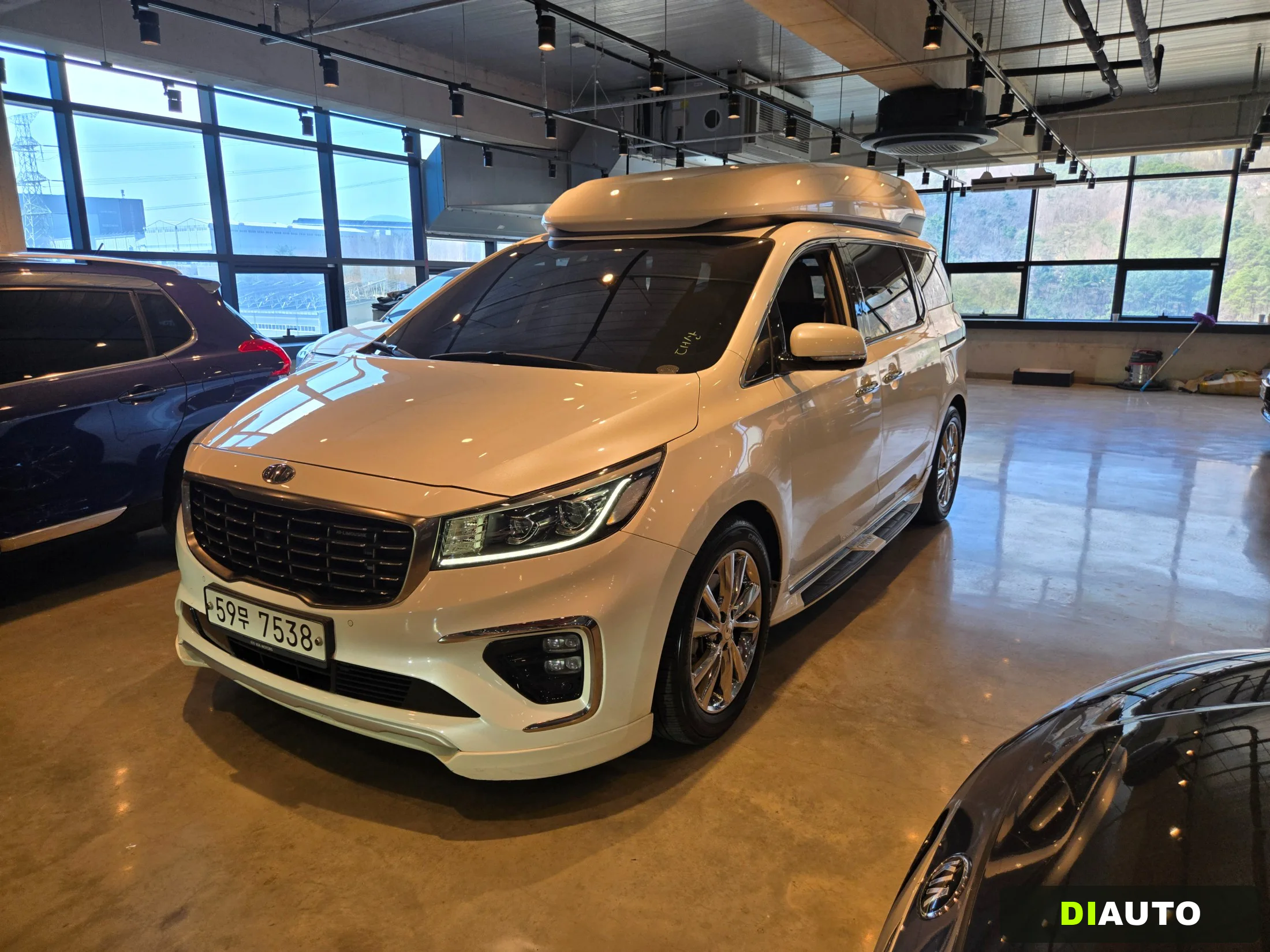 Kia Canival