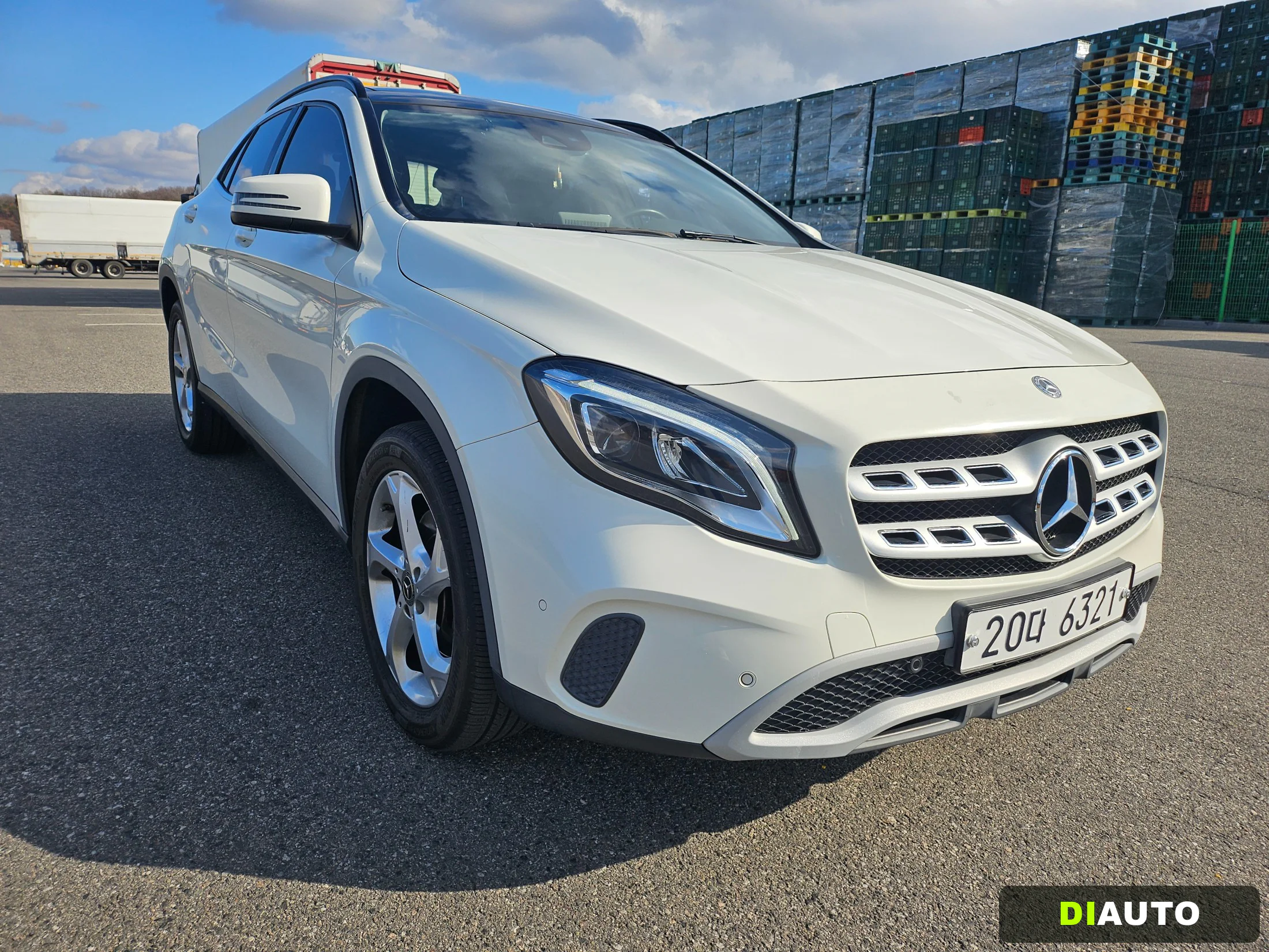 Mercedes-Benz GLA-Class