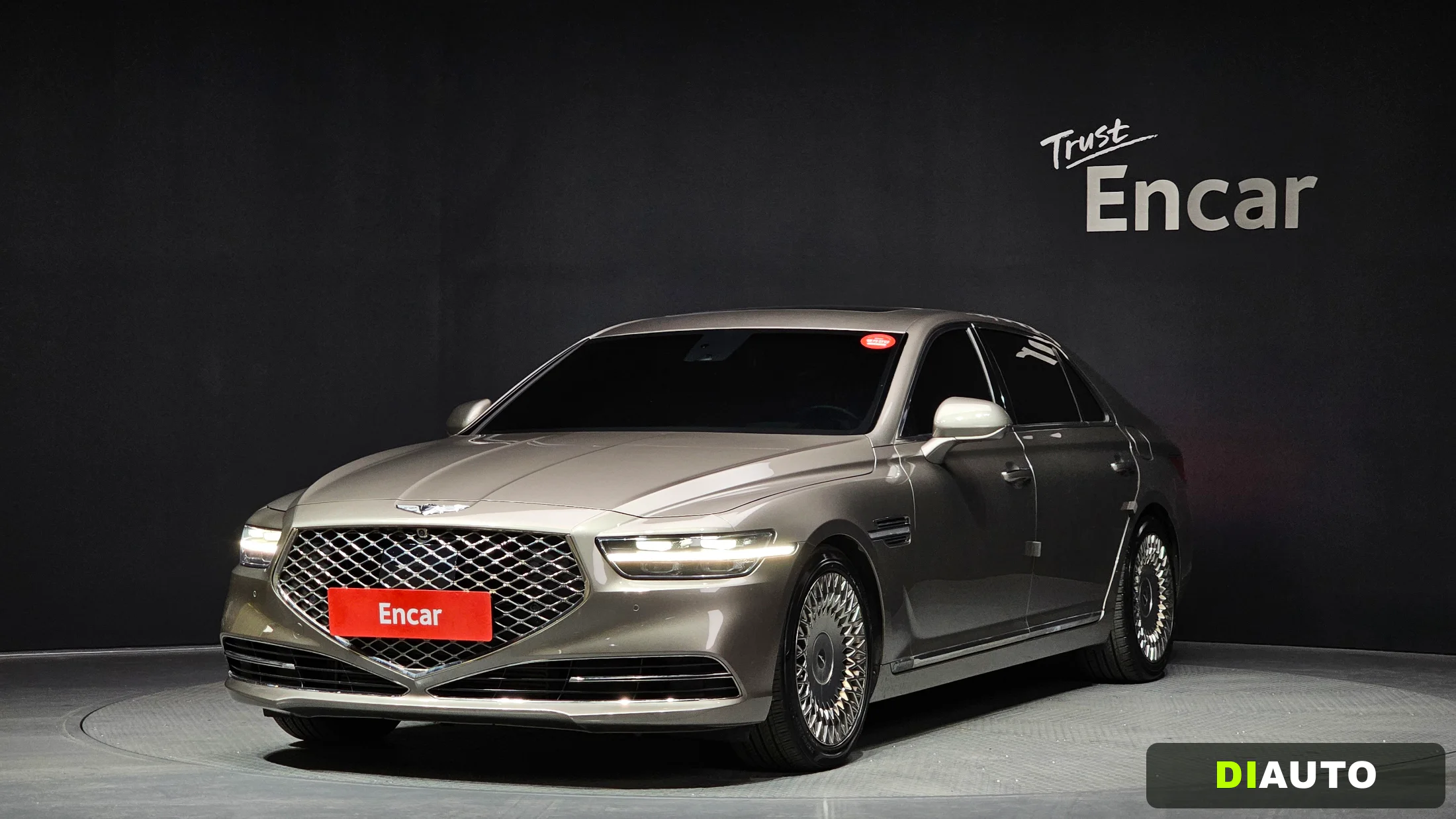 Genesis G90