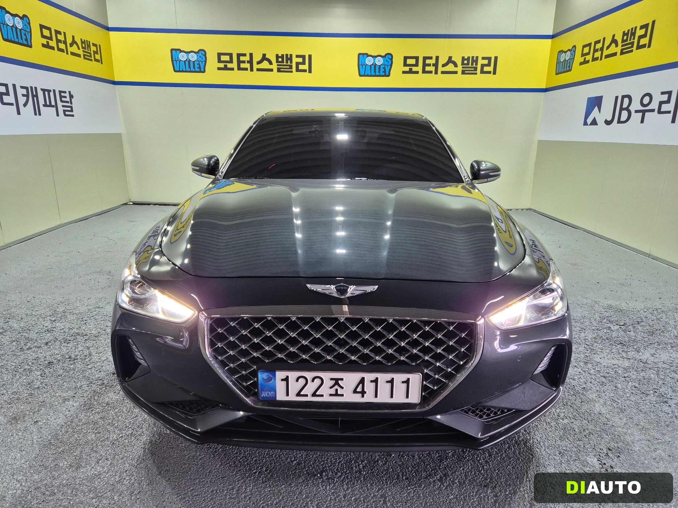 Genesis G70