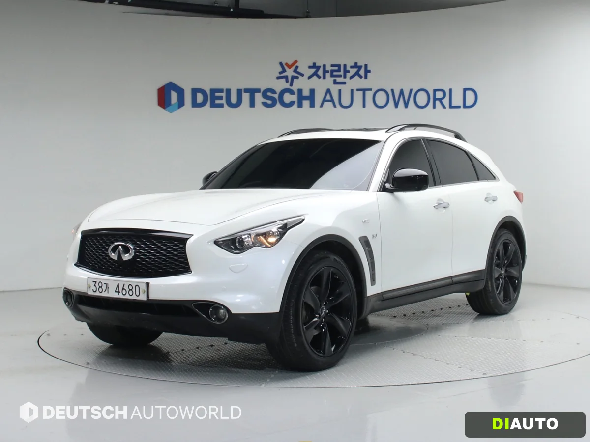 Infiniti QX70