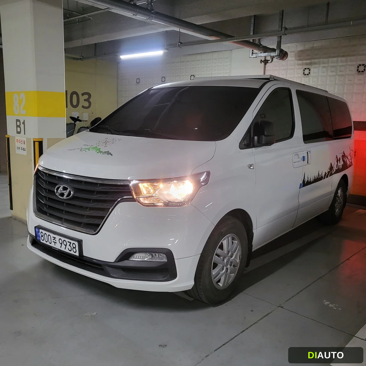 Hyundai Starex