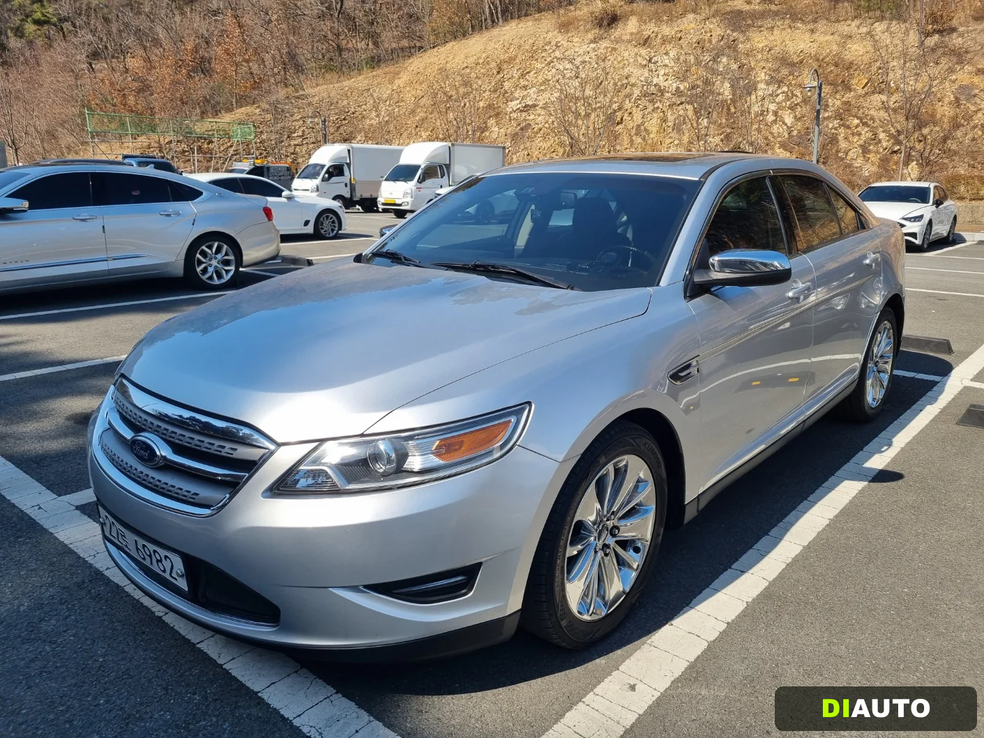 Ford Taurus