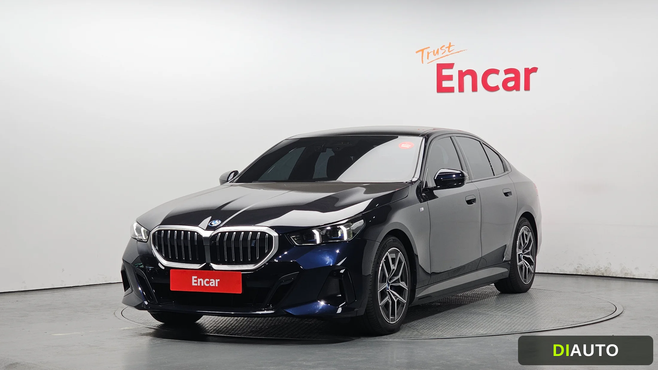 BMW i5