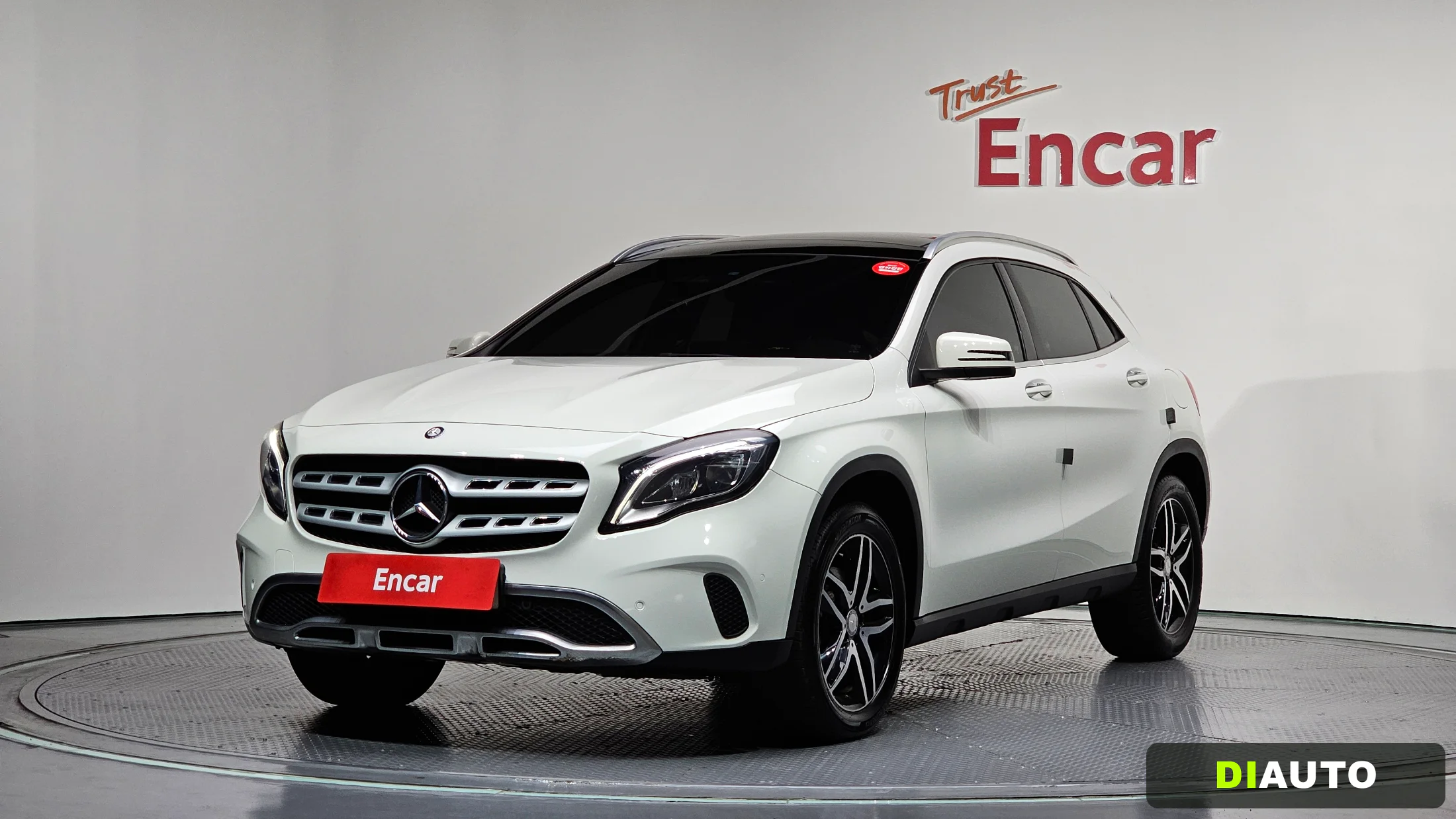 Mercedes-Benz GLA-Class