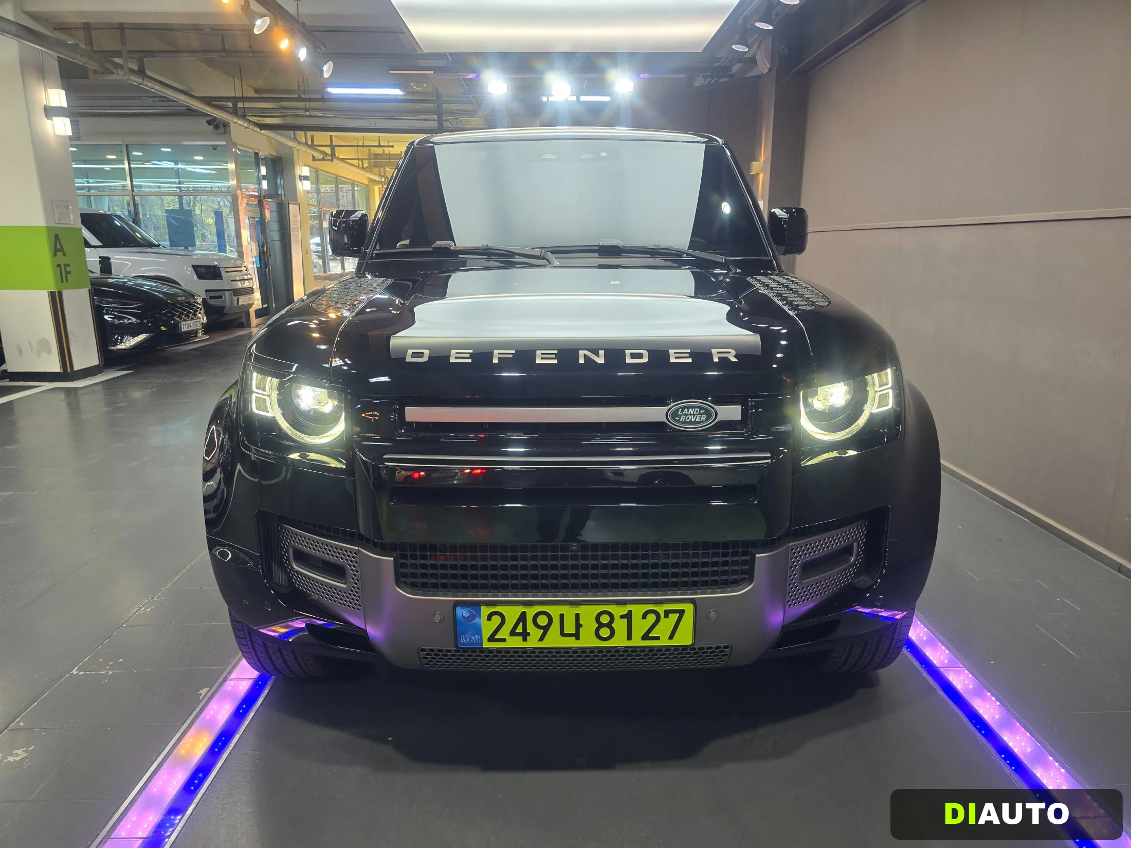 Land Rover Defender