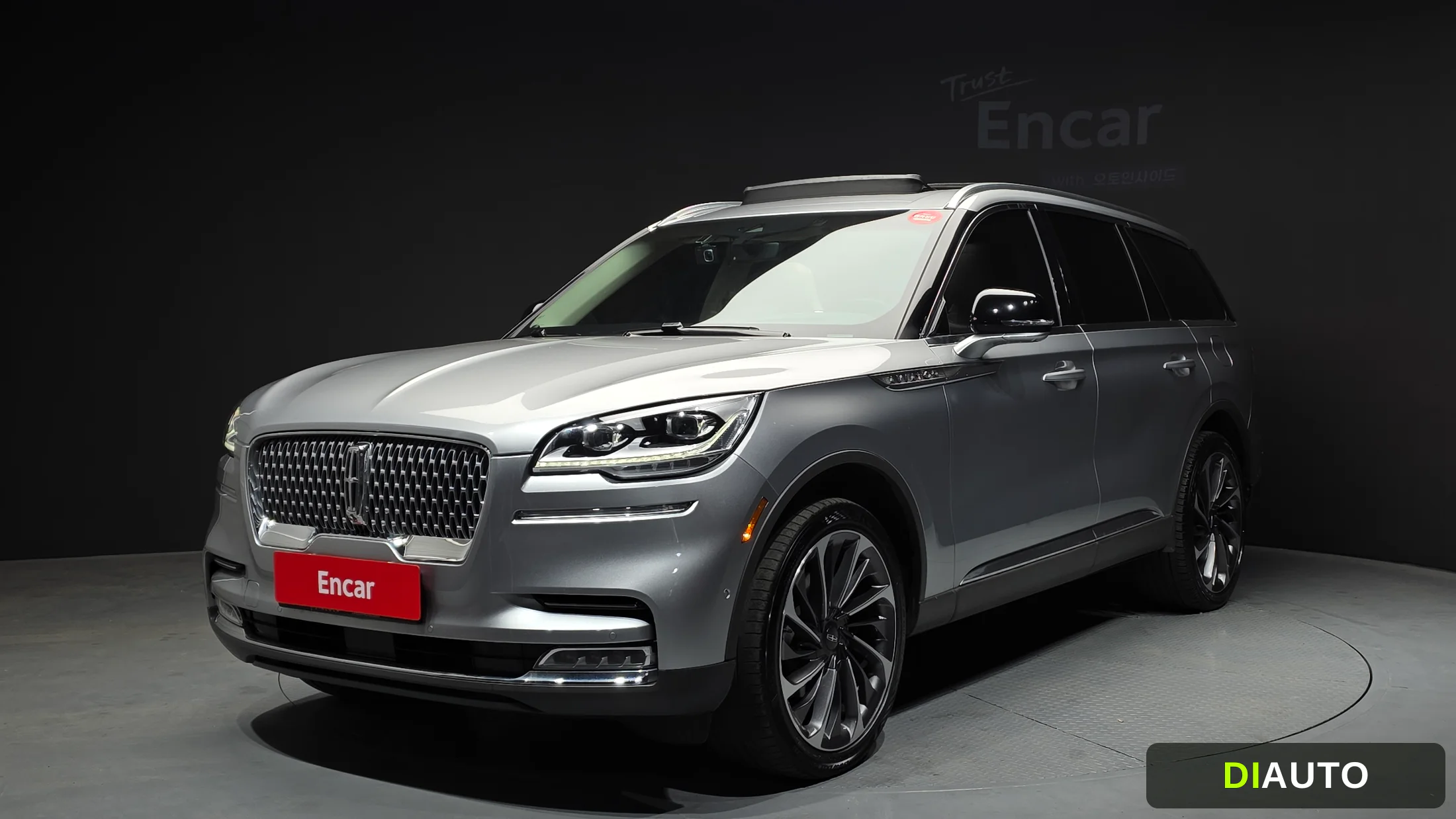 Lincoln Aviator