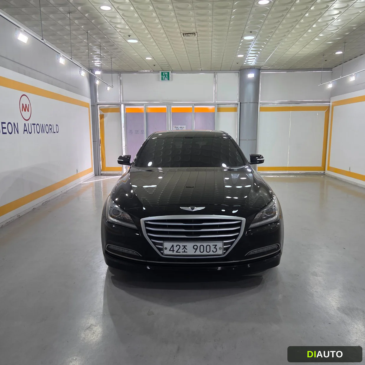 Hyundai Genesis