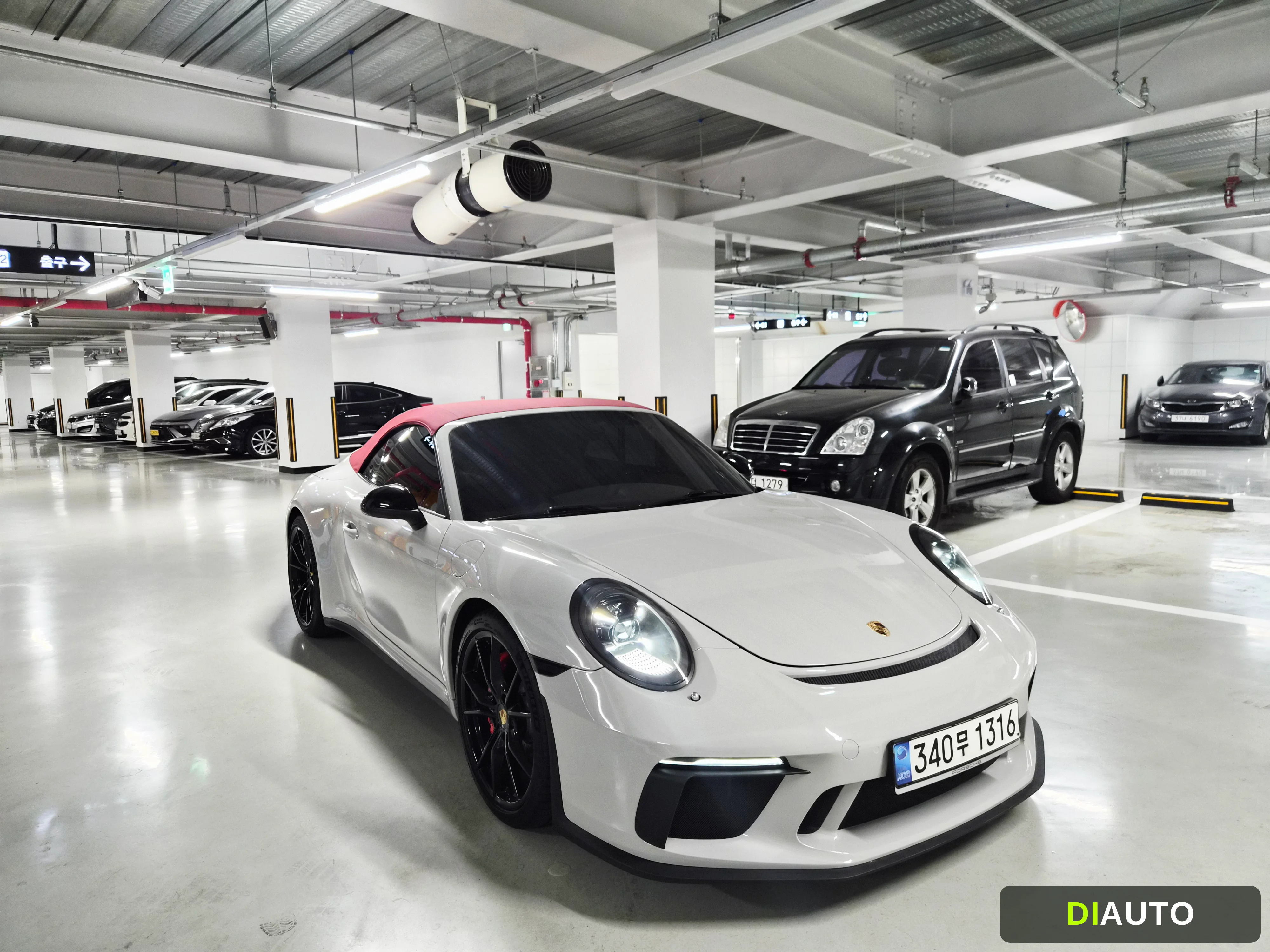 Porsche 911