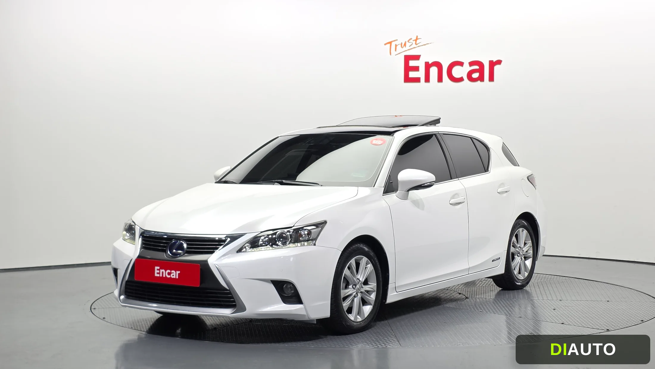 Lexus CT200h