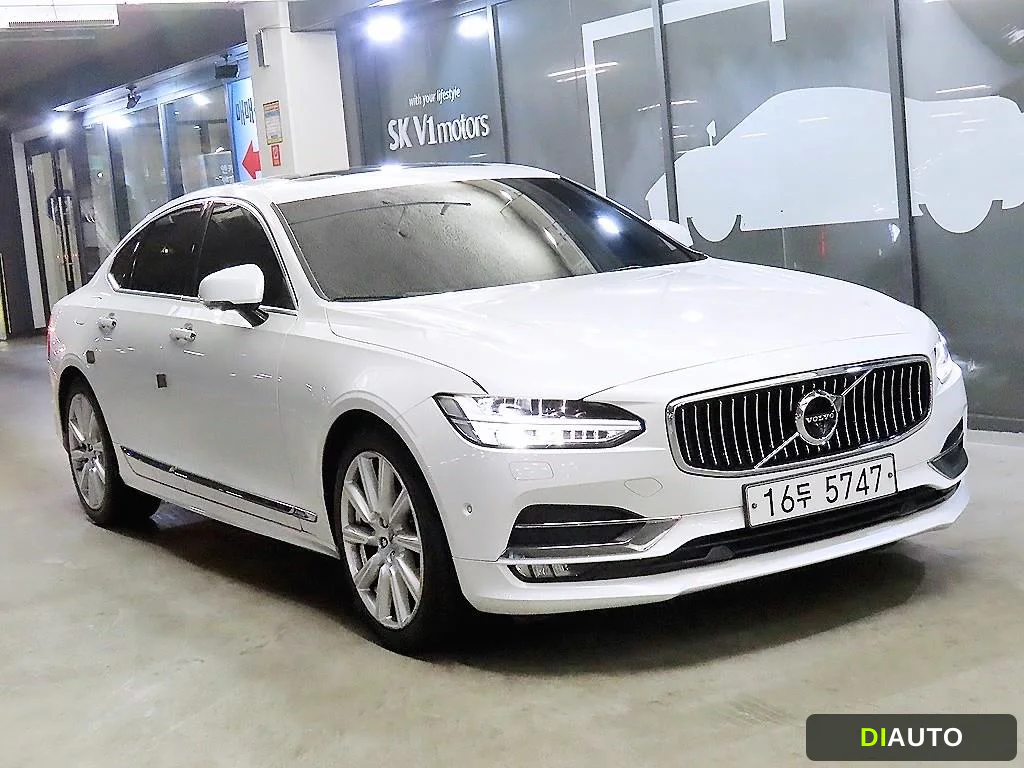 Volvo S90