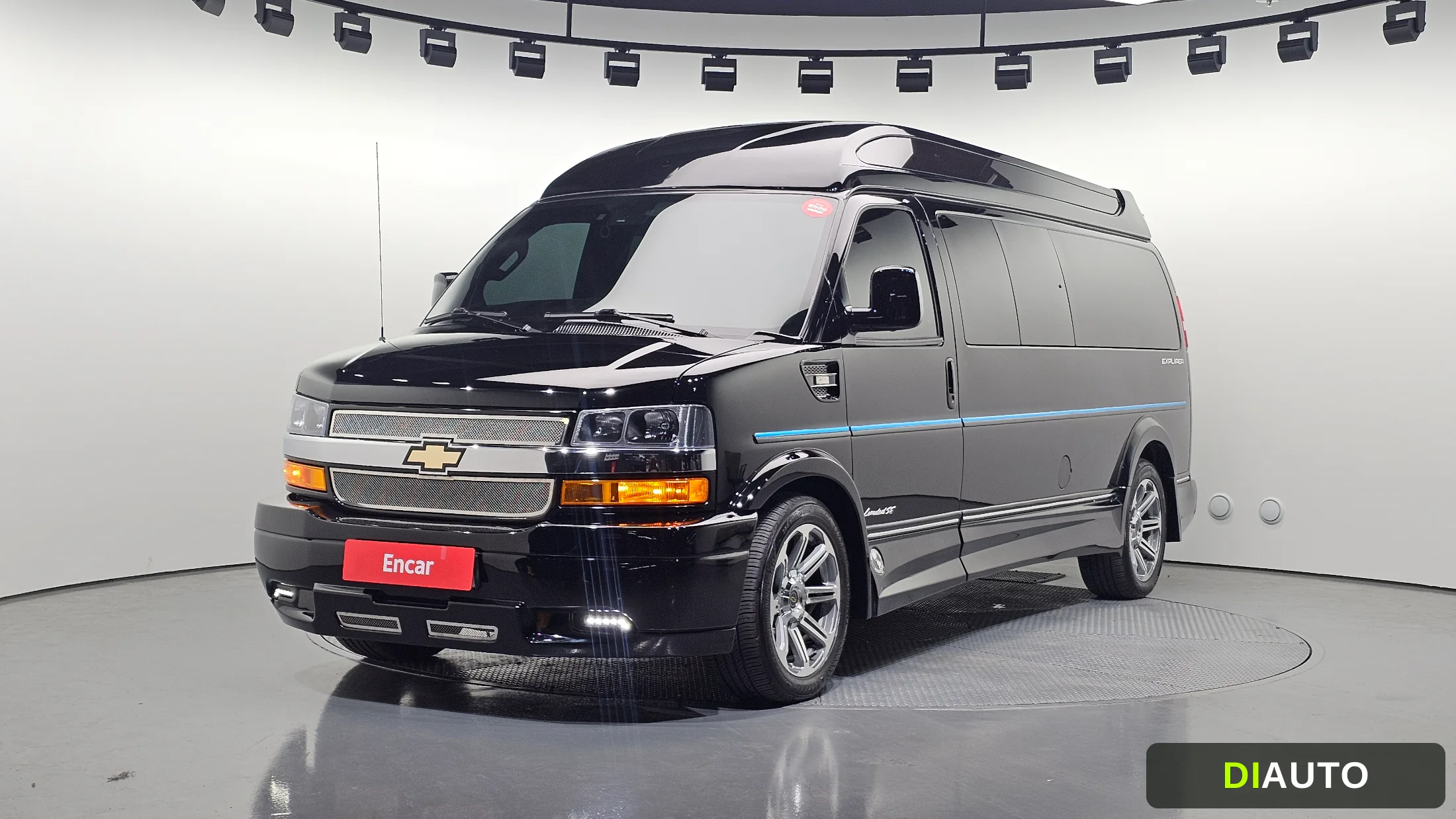 Chevrolet Express Van