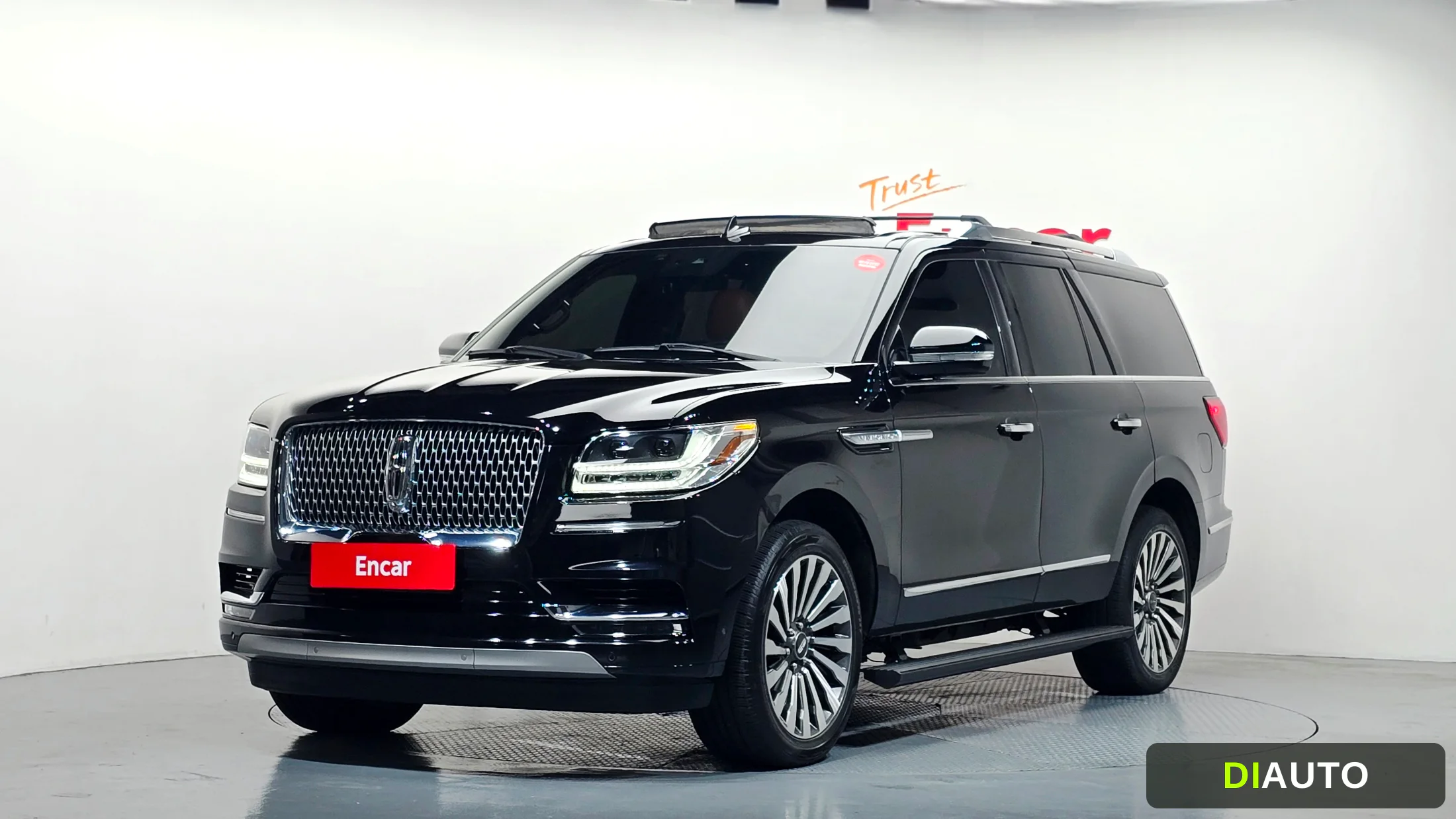 Lincoln Navigator