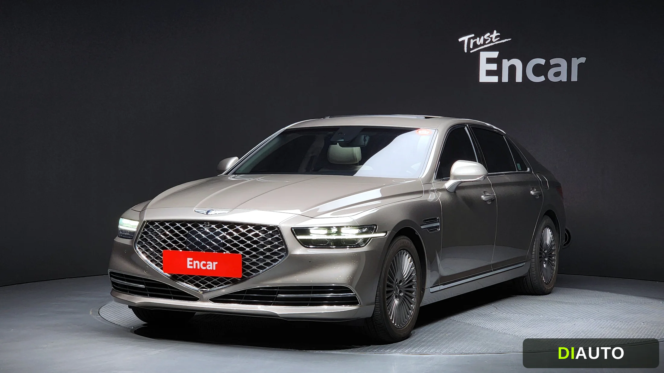 Genesis G90