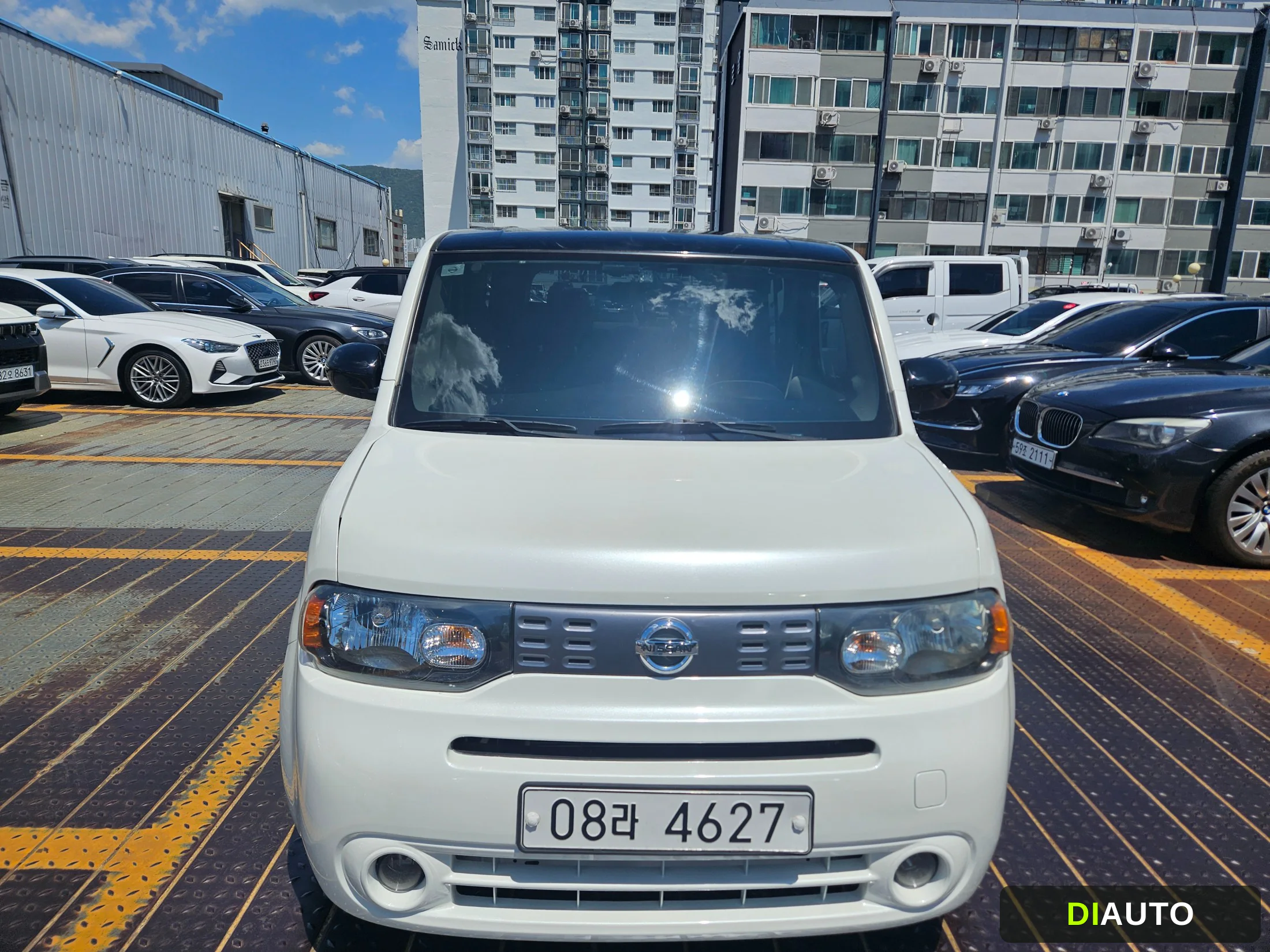 Nissan Cube