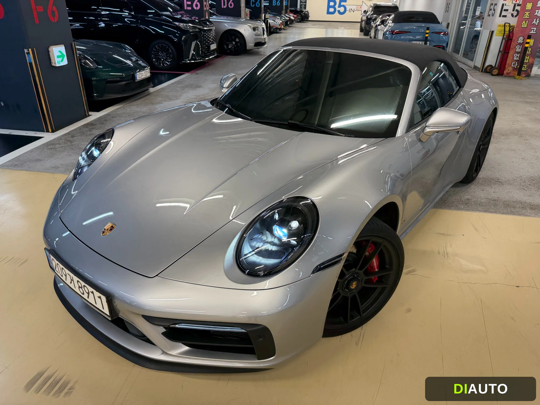 Porsche 911