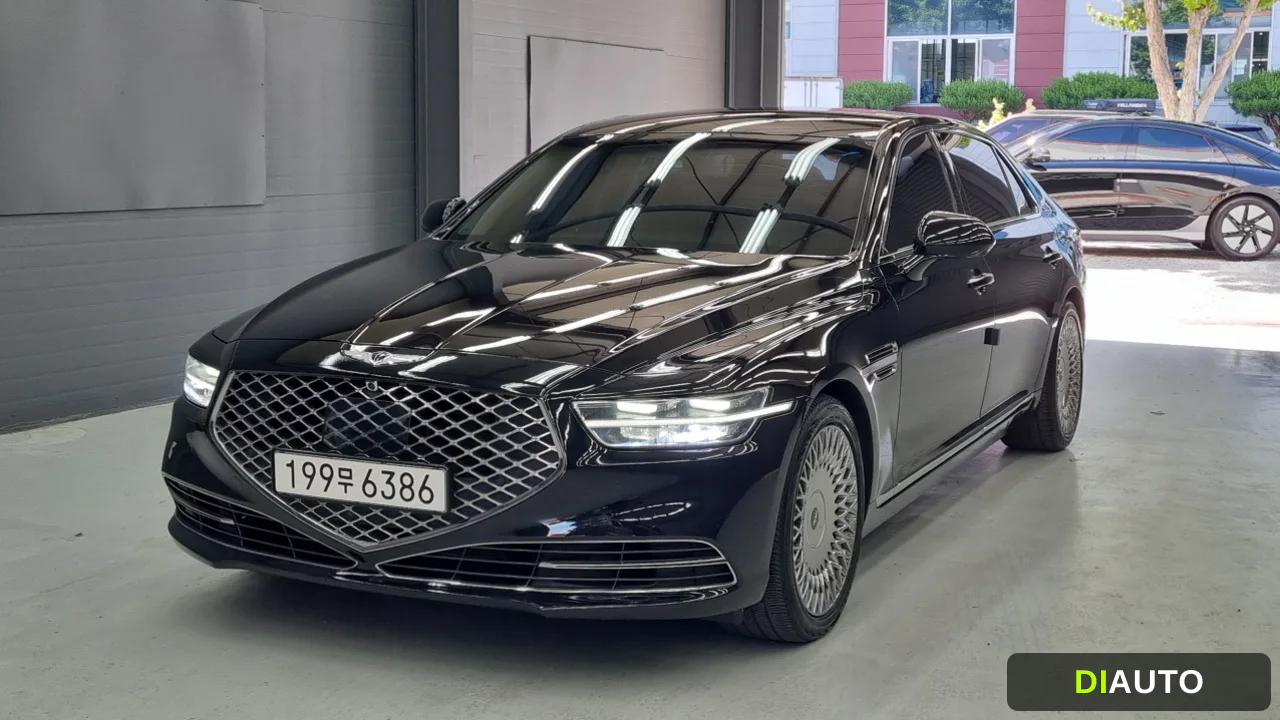 Genesis G90