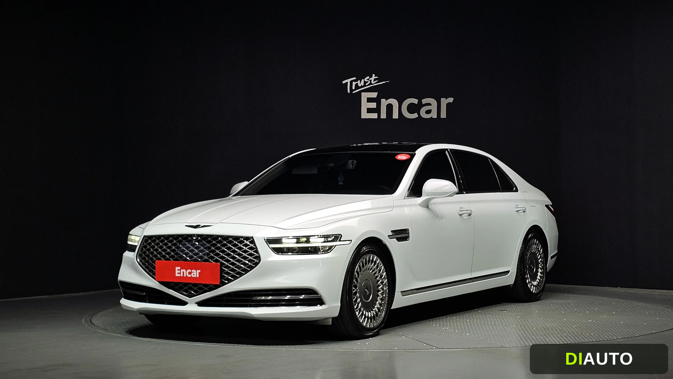 Genesis G90