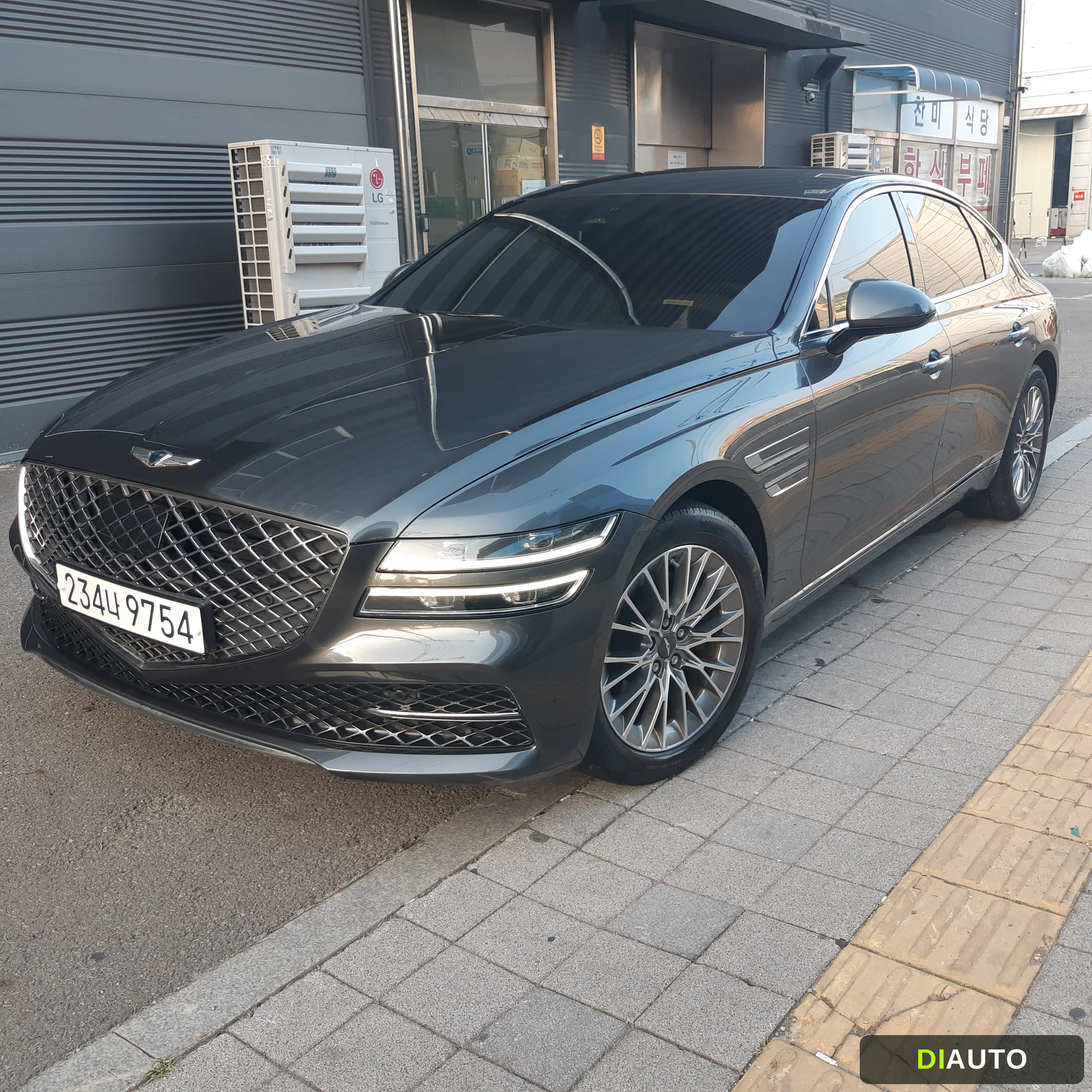 Genesis G80