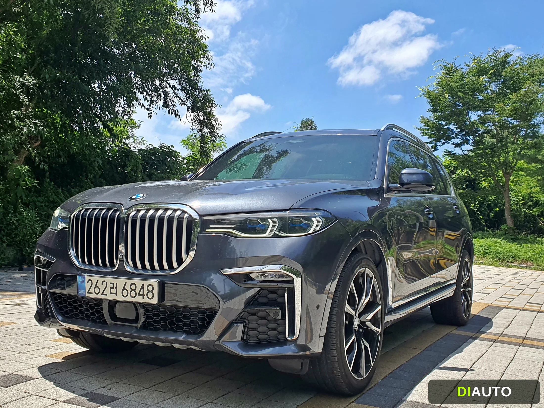 BMW X7