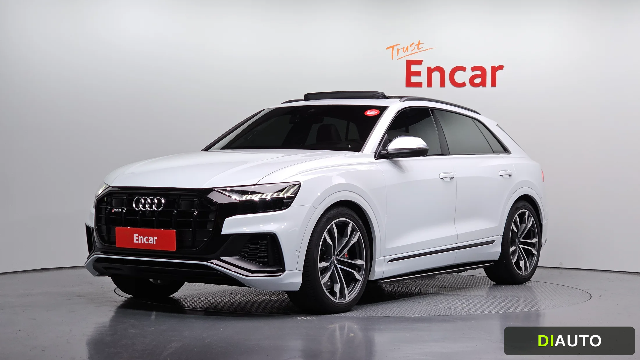 Audi SQ8