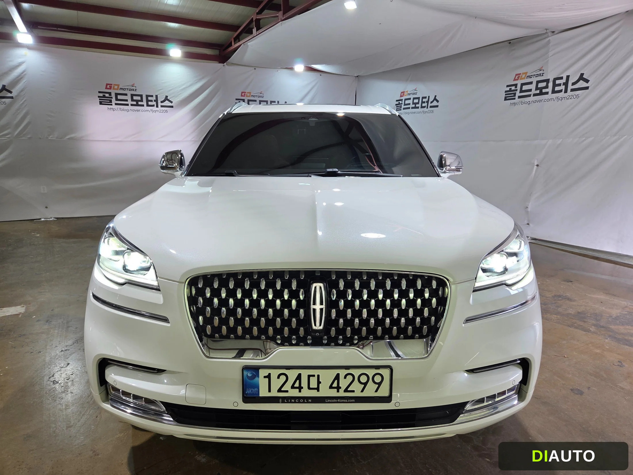 Lincoln Aviator