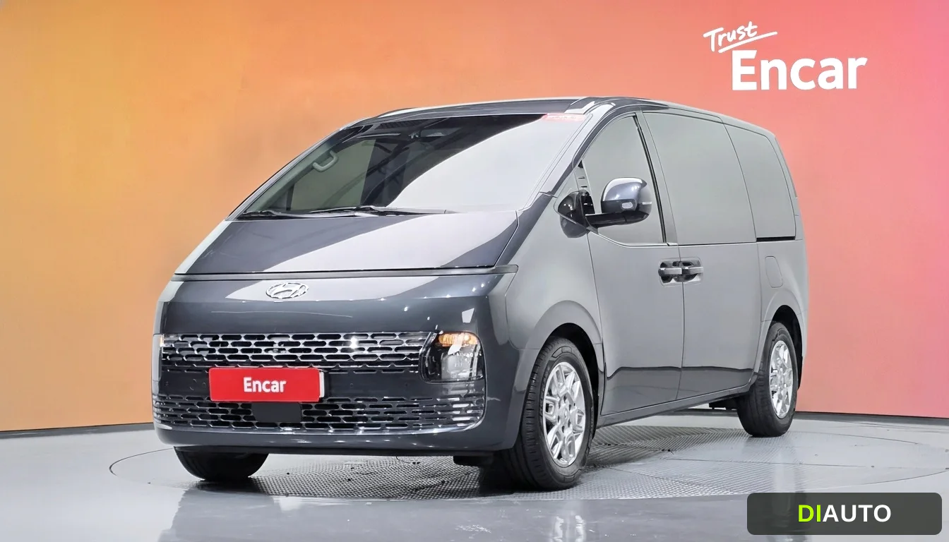 Hyundai Staria