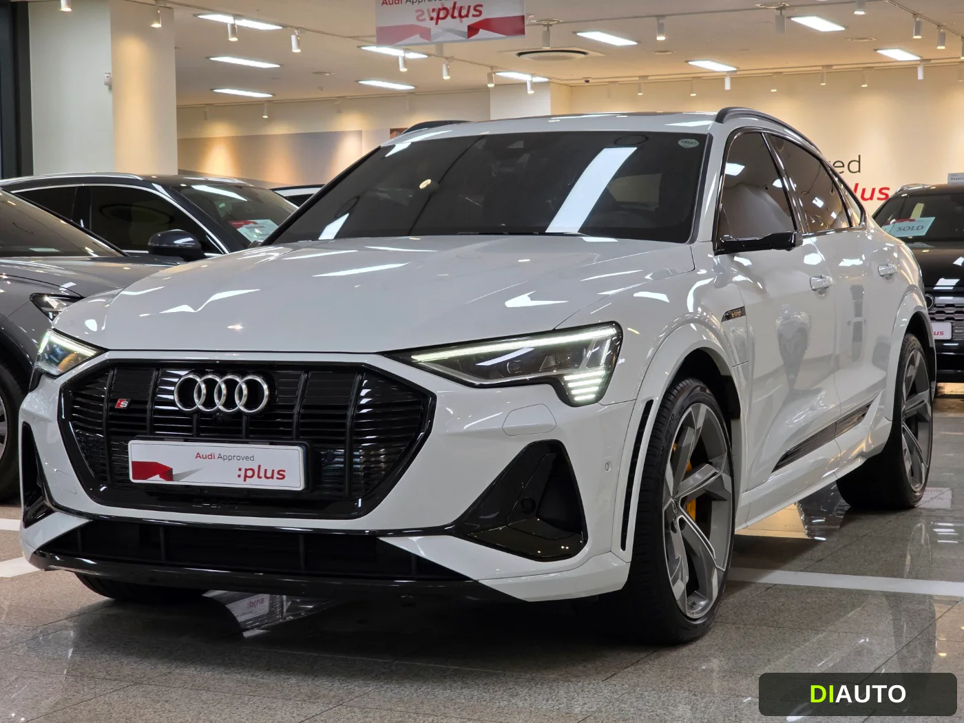 Audi e-tron