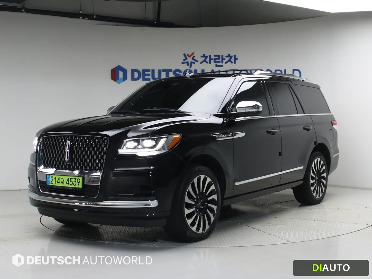 Lincoln Navigator