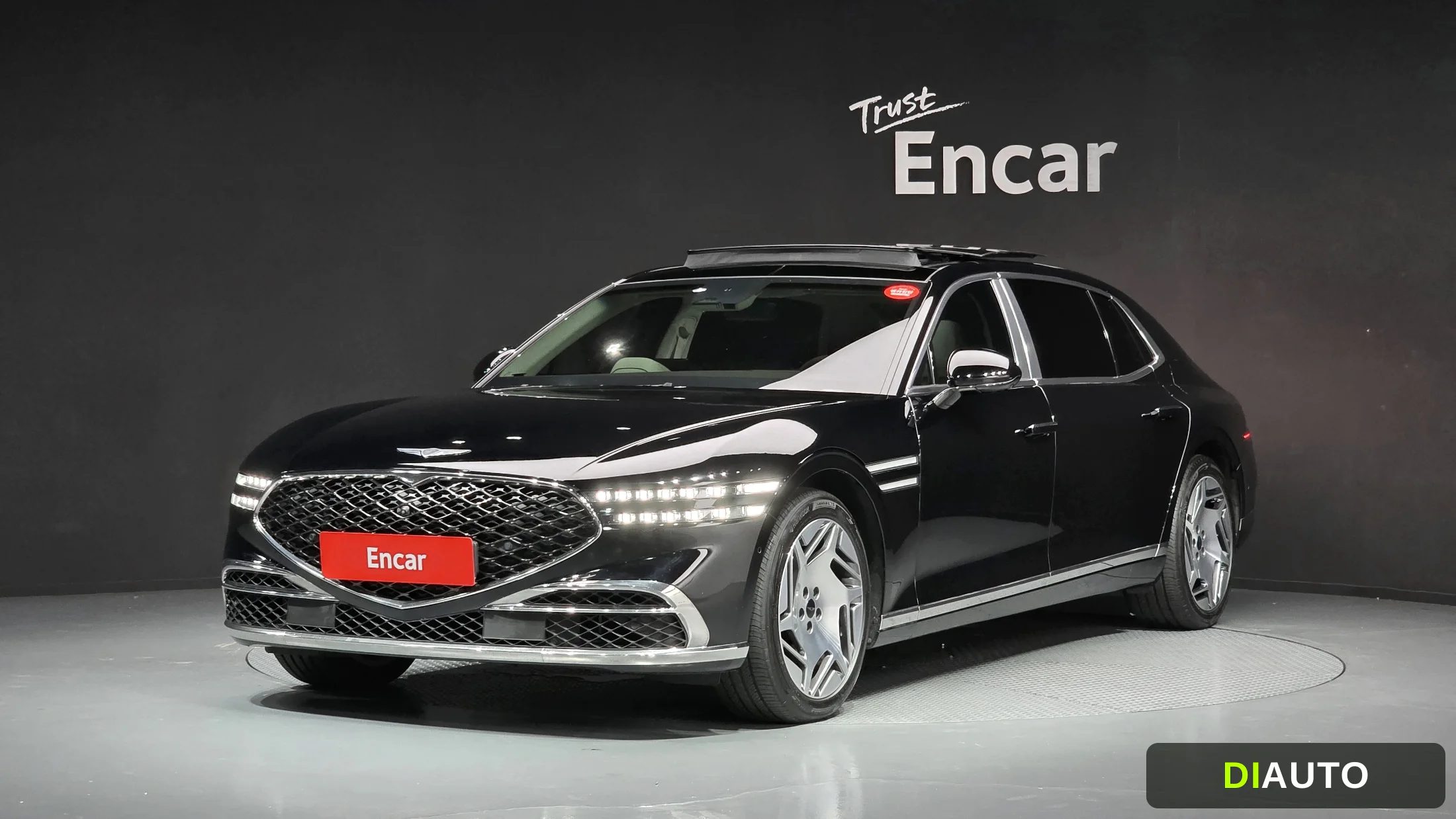Genesis G90
