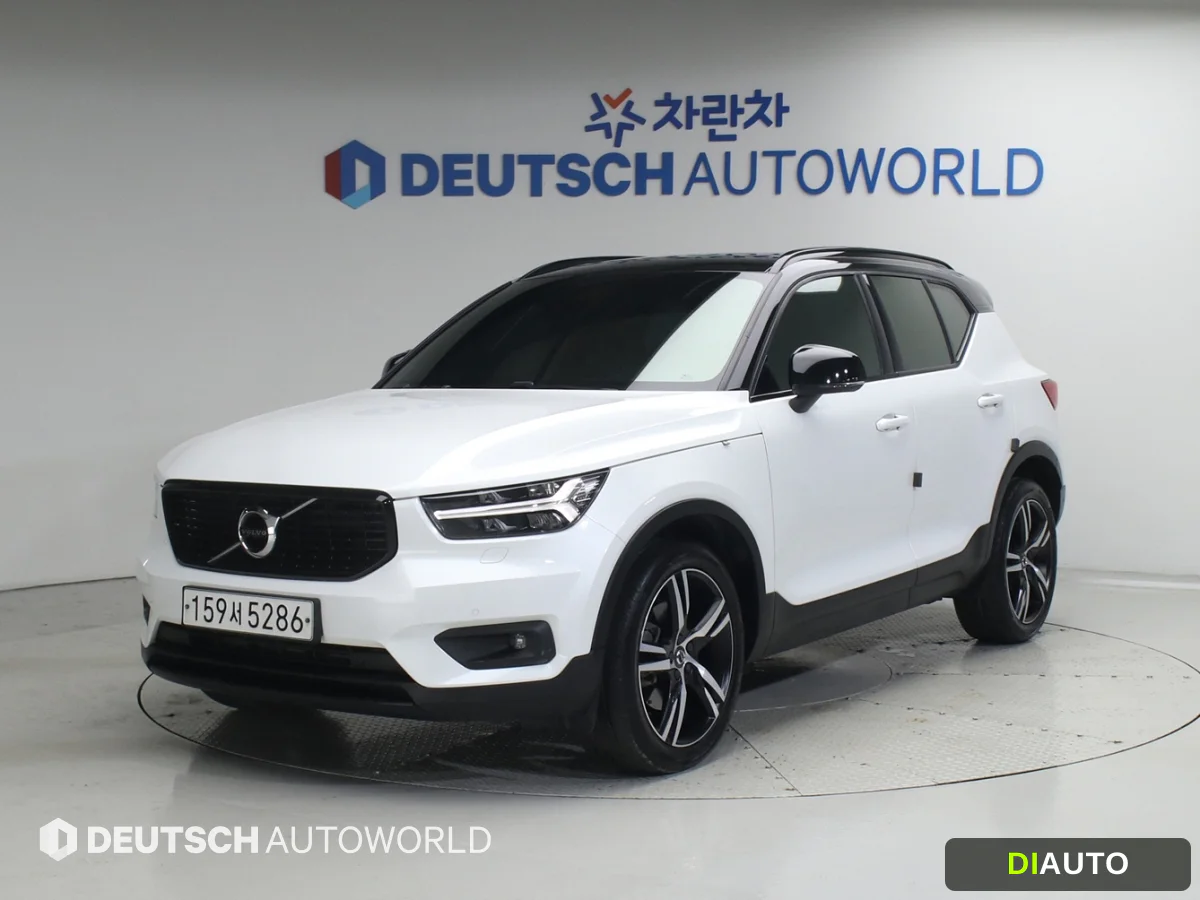 Volvo XC40