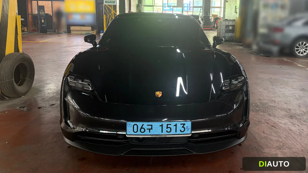 Porsche Taycan
